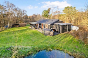 Lovely House In Scenic Thy